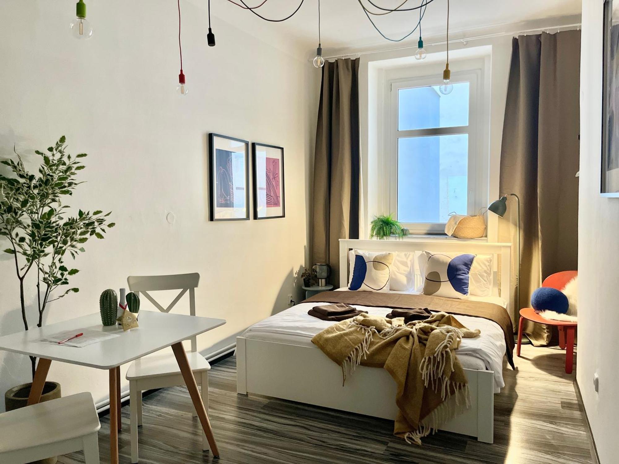 Agate Apartment *